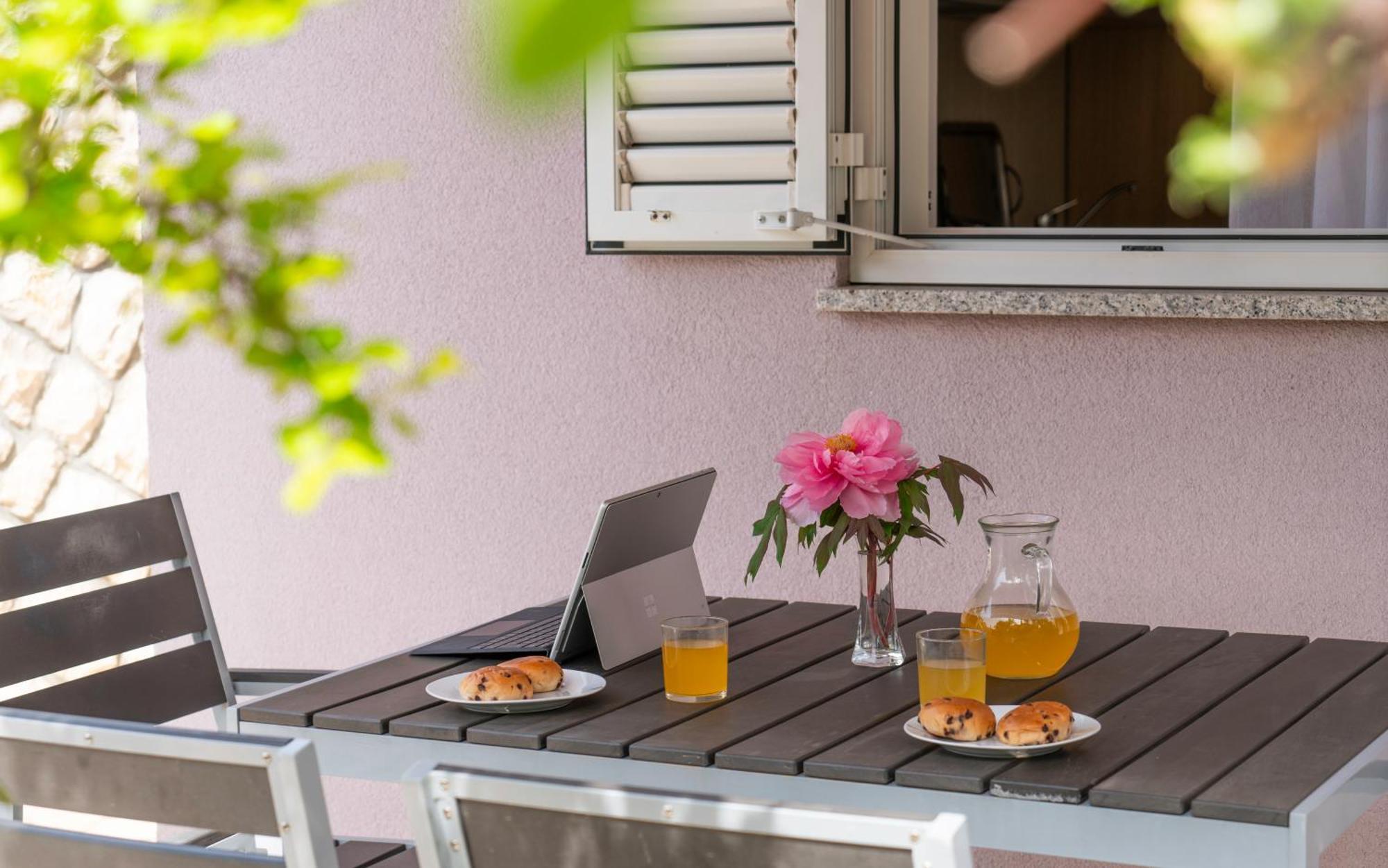 Apartments Lila Cres Dış mekan fotoğraf