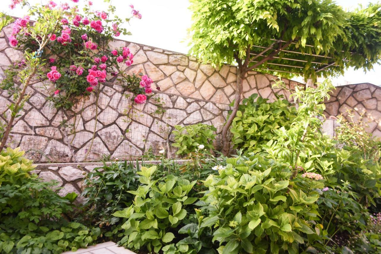 Apartments Lila Cres Dış mekan fotoğraf
